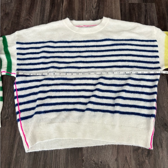 Sundry Sweater - Picture 4 of 6